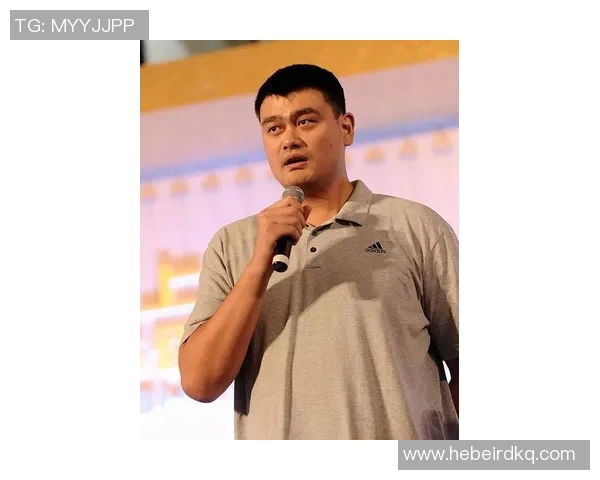 姚明群秒:从篮球巨星到社交媒体现象的精彩转变与影响 姚明群秒:从篮球巨星到社交媒体现象的精彩转变与影响