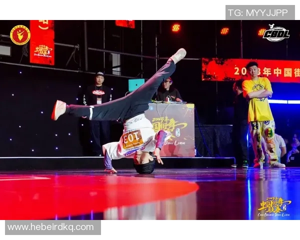 武汉街舞队荣登全国街舞技术排行榜第八名引发热议 武汉街舞队荣登全国街舞技术排行榜第八名引发热议