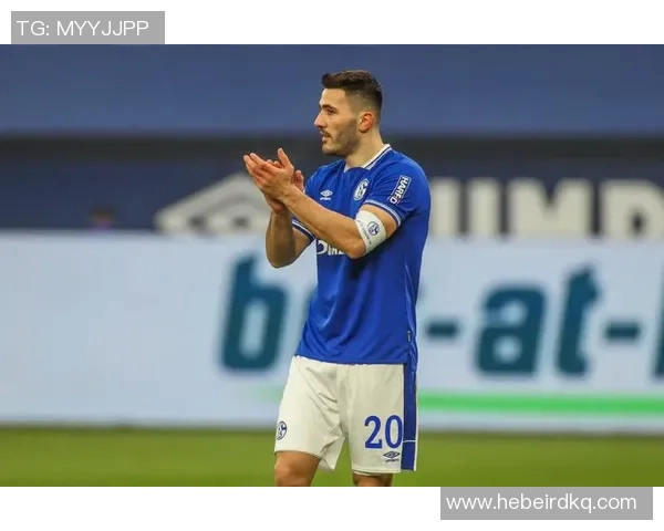 沙尔克04客负法兰克福,遭遇惨淡战绩难解困局 沙尔克04客负法兰克福,遭遇惨淡战绩难解困局